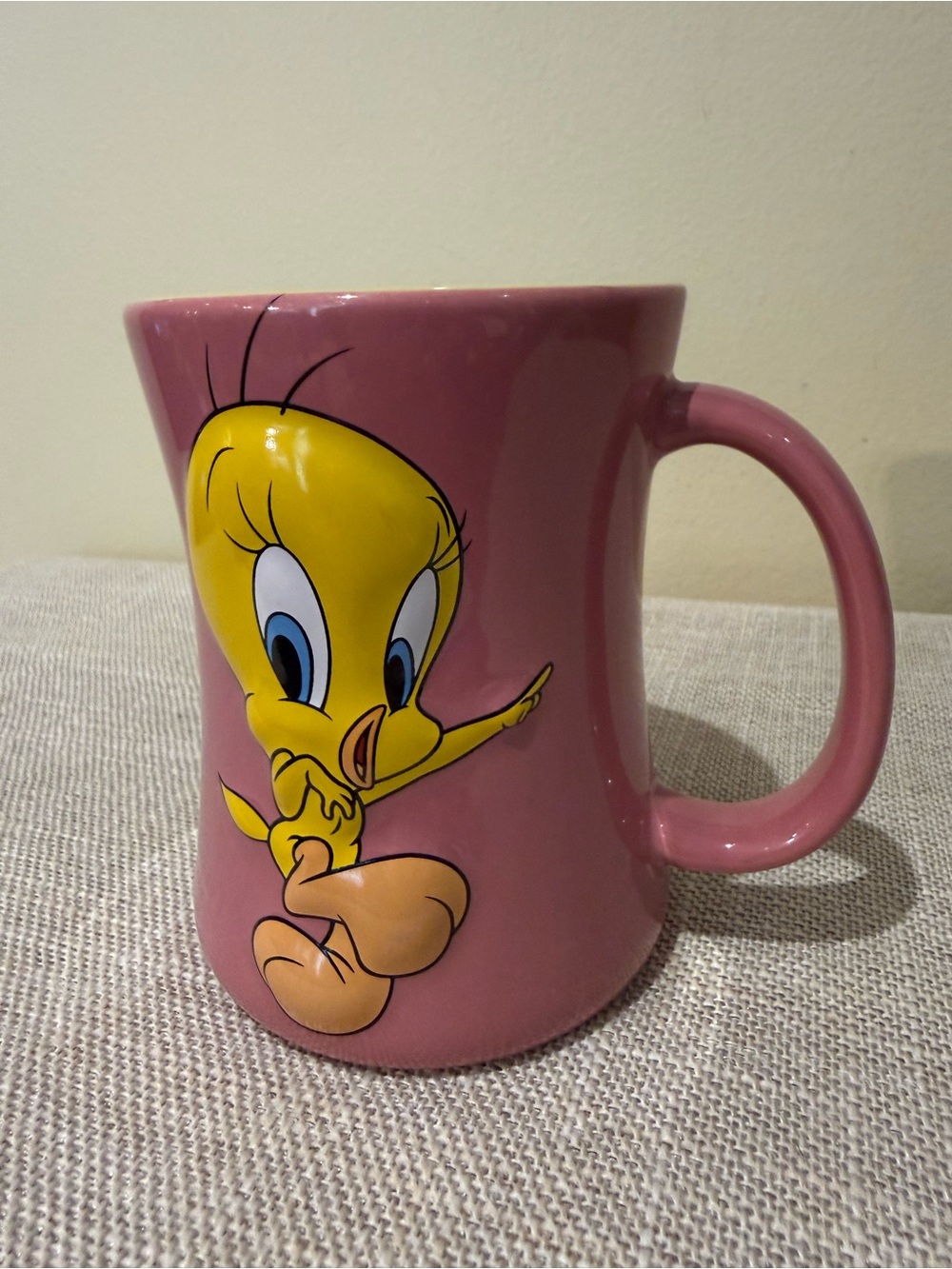 Warner Bros Looney Tunes Tweety Bird Pink Ceramic Coffee Mug